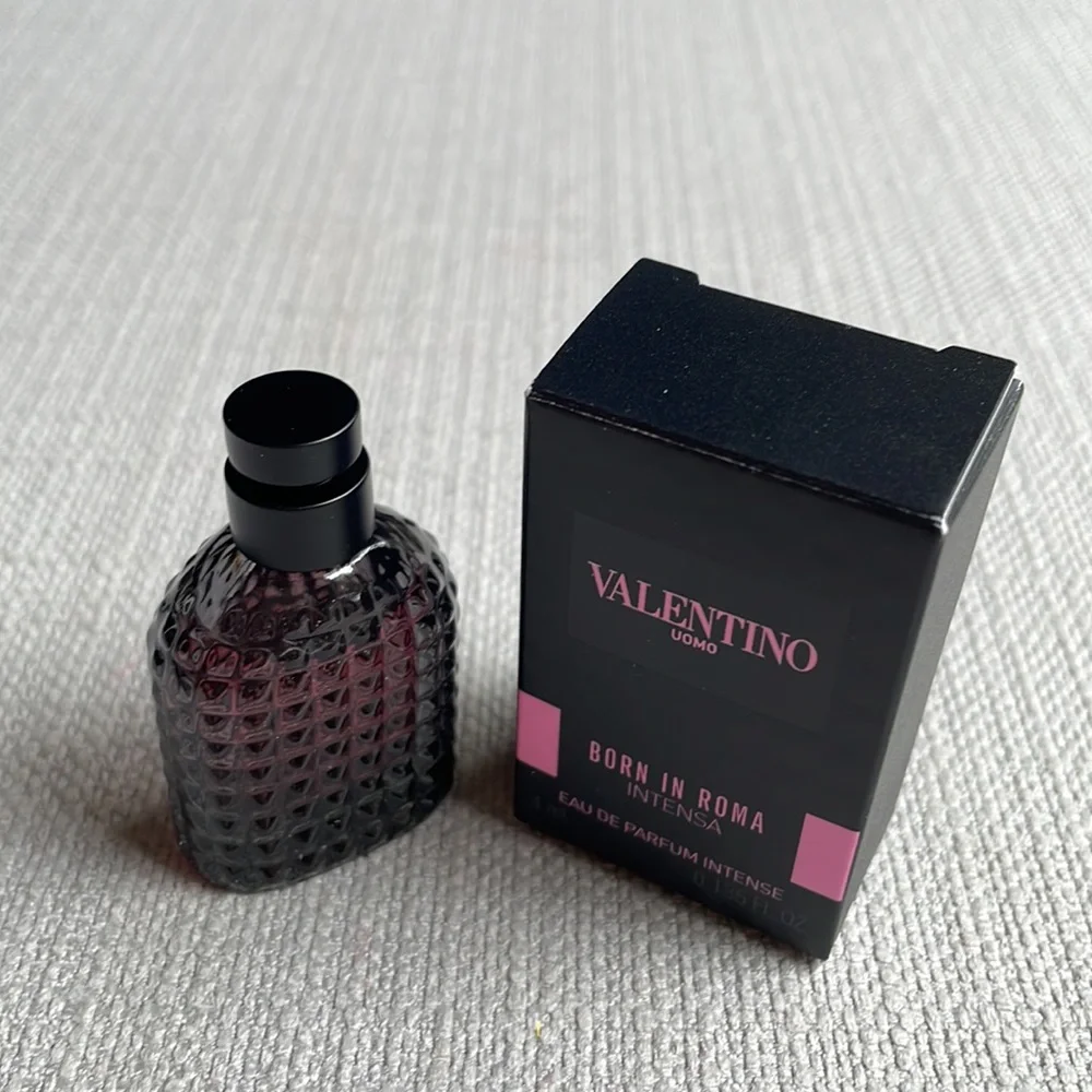 Valentino Uomo Born In Roma Intensa 4ml miniature fragrance